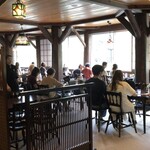 スイーツカフェ＆バー LOUNGE - 店内はかなり混雑