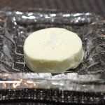 Élan - ランチコース 7865円 のバター