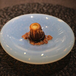 Élan - ランチコース 7865円 のビターチョコレート カヌレ・ド・ボルドー