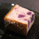 Élan - ランチコース 7865円 の食パン