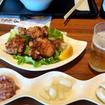 牛骨ラーメン たかうな 鳥取空港店 - 唐揚げとらっきょうがおすすめ