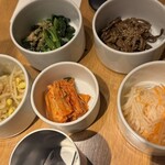 ビーフキッチン - キムチとナムル