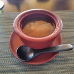 宮廷中国菜 FULONG - 干し山芋 蕪 干し海老 甘草のスープ