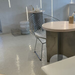 SO TARTE - その奥にある ちょこんと座る席もかわいい