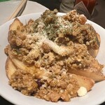 とさか - 地鶏のチリコンカン チーズポテト