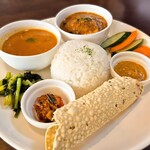 SMILE - ダルバートセット