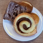 レストラン ヴァロリス - パン４種類