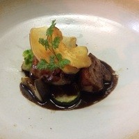 つくば味麗豚の赤ワイン煮込み