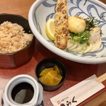 大阪うどん きらく - 