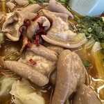 ラーメン山岡家 - もつはピリ辛でビールとの相性ばっちりです。