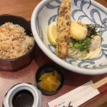 大阪うどん きらく - 