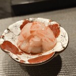 寿司栄 - 上がシマエビ、下は鬼エビ