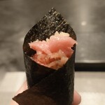 寿司栄 - いぶりがっこトロ巻