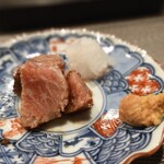 寿司栄 - マグロカマトロ藁焼き/辛子/大根おろし