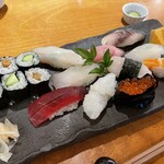 鮨ぎん くさびや別邸 - にぎり(1.5人前)