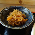 わらしべちょー茶 - 生姜焼き定食の切干大根