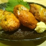 とんかつ いわい - さつま揚げ、その場で揚げるので熱々です！