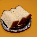 アランチャ・デル・ソーレ - 自家製フォカッチャ