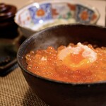 大阪 天ぷら さく - 料理写真:自家製北海道産イクラと大分県産蘭王の天ぷらのご飯