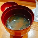 青山鮨孝 - 生海苔　赤だし