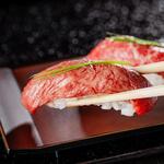 神戸ビーフ炙り寿司2種盛