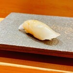 青山鮨孝 - めいち鯛