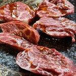 元祖ホルモン脇田屋 津店 - 