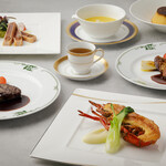 万平ホテル メインダイニングルーム - 