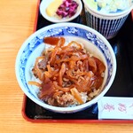 やぶ善 - 安定の旨さにより、飲み物と化してしまった"牛丼"。