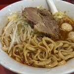 ラーメン二郎 - SKスープを吸った美味しい麺とデカウマ豚
