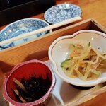 郷土料理&炭火串焼 笑う門 - 