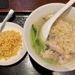 南国亭 新宿店 - ネギ生姜の蒸し鶏麺セット