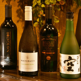 定番のほか日本酒やワイン、マッコリなど種類豊富にご用意
