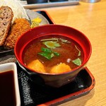 牛カツ京都勝牛  - お味噌汁