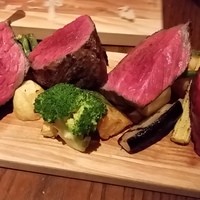 トラディシオン 日本橋 - 山形牛の炭火焼き