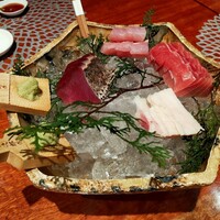 魚坐 - 