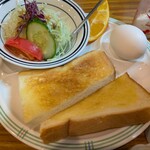 おだ珈琲店 - トースト・ゆで卵・サラダ