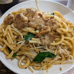 317806027 - 名物のホルモンうどん