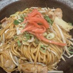 ぽん酒ダイニング だるまの宴 - ホルモンソース焼きそば