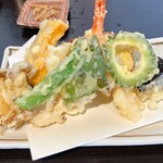 そば旬彩 千風 - 多彩な天ぷら