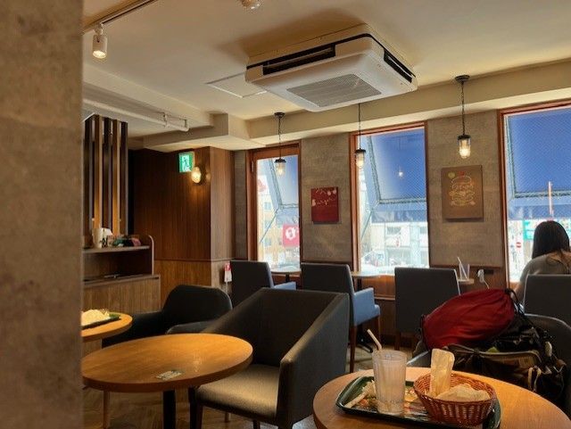 Mos Burger Sakurajosui Ten photo 4