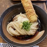 うどん屋 きすけ - 鯛ちくわ天と温泉にあごのぶっかけ　1000円