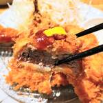 とんかつとカフェあら珠 - 一口ヒレカツ（アップ）