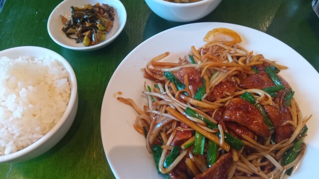 Benitora Gyoza Bo Ningyo Cho Ten