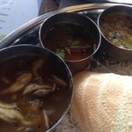Spice&Dining KALA - サンバル様（豆と野菜のスープカレー）、ラッサム様（辛味のあるスープカレー）、ダール様（豆カレー）
