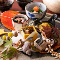 四季の巡りを感じさせる美しき「 八寸 」