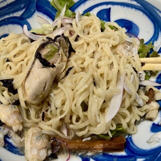 フィッシュ麺♡ 北本市「Fishmen（フィッシュメン）」牡蠣やホタテが丸ごと入っ