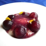 Le Coin Discret - ブラックビートの果肉とジュレ　ディプロマットクリーム