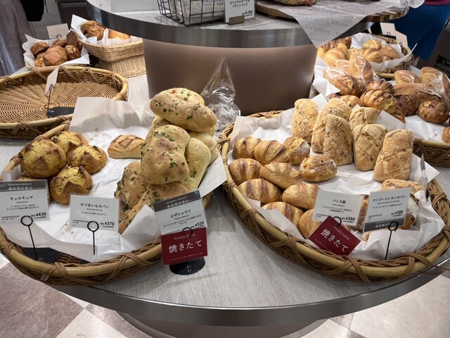 kiyserページです。 MAISON KAYSER ルクア大阪店|MAISON KAYSER|BRANDS|メゾンカイザー