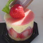 BOUILLET - 料理写真:FRAISIER